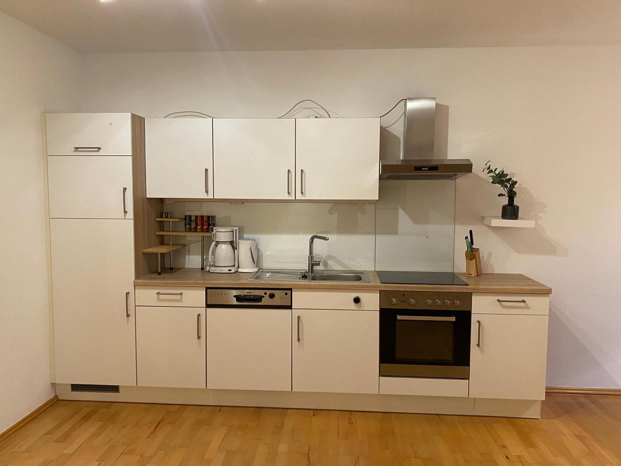 Bindl Apartment *